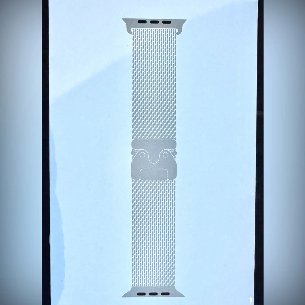 Apple iWatch 49mm NATURAL Titanium Milanese Loop size "M" for Ultra2 Sealed, New - Picture 3 of 14